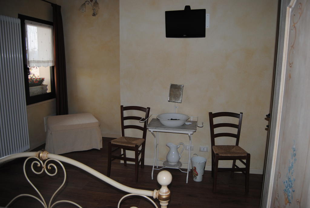 Double Room,247090865:JPEG